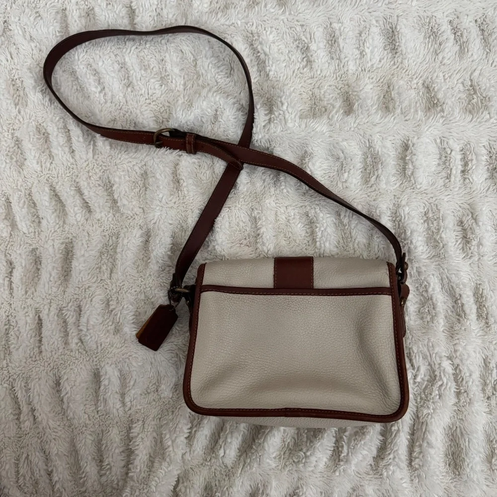 Vintage Coach USA 90s Sheridan Glenwood Cream Tan Shoulder Crossbody Bag